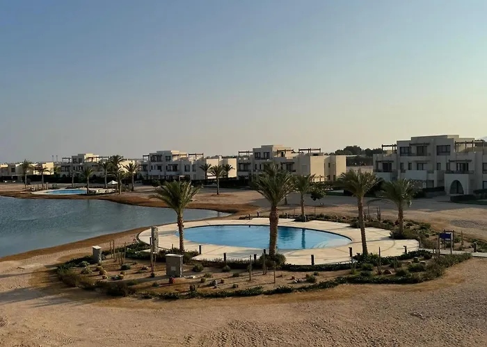 Lagoon View Shedwan With Pool View & Rooftop الغردقة