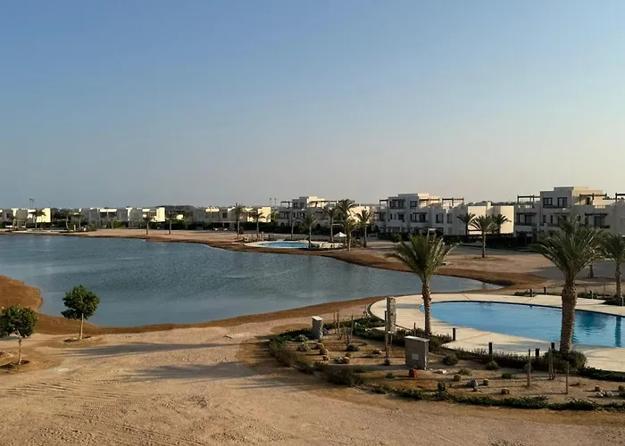 Lagoon View Shedwan With Pool View & Rooftop الغردقة