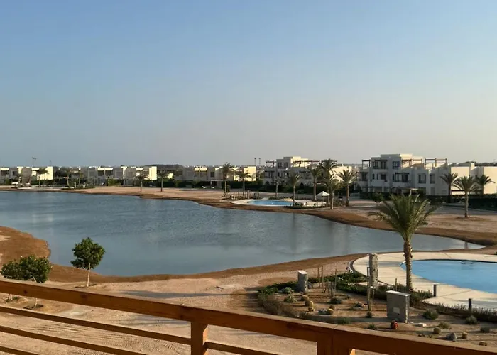Lagoon View Shedwan With Pool View & Rooftop * الغردقة
